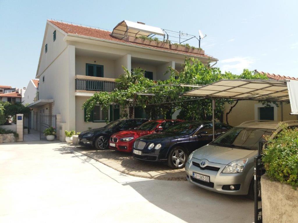Apartment Tonka Vodice Eksteriør billede