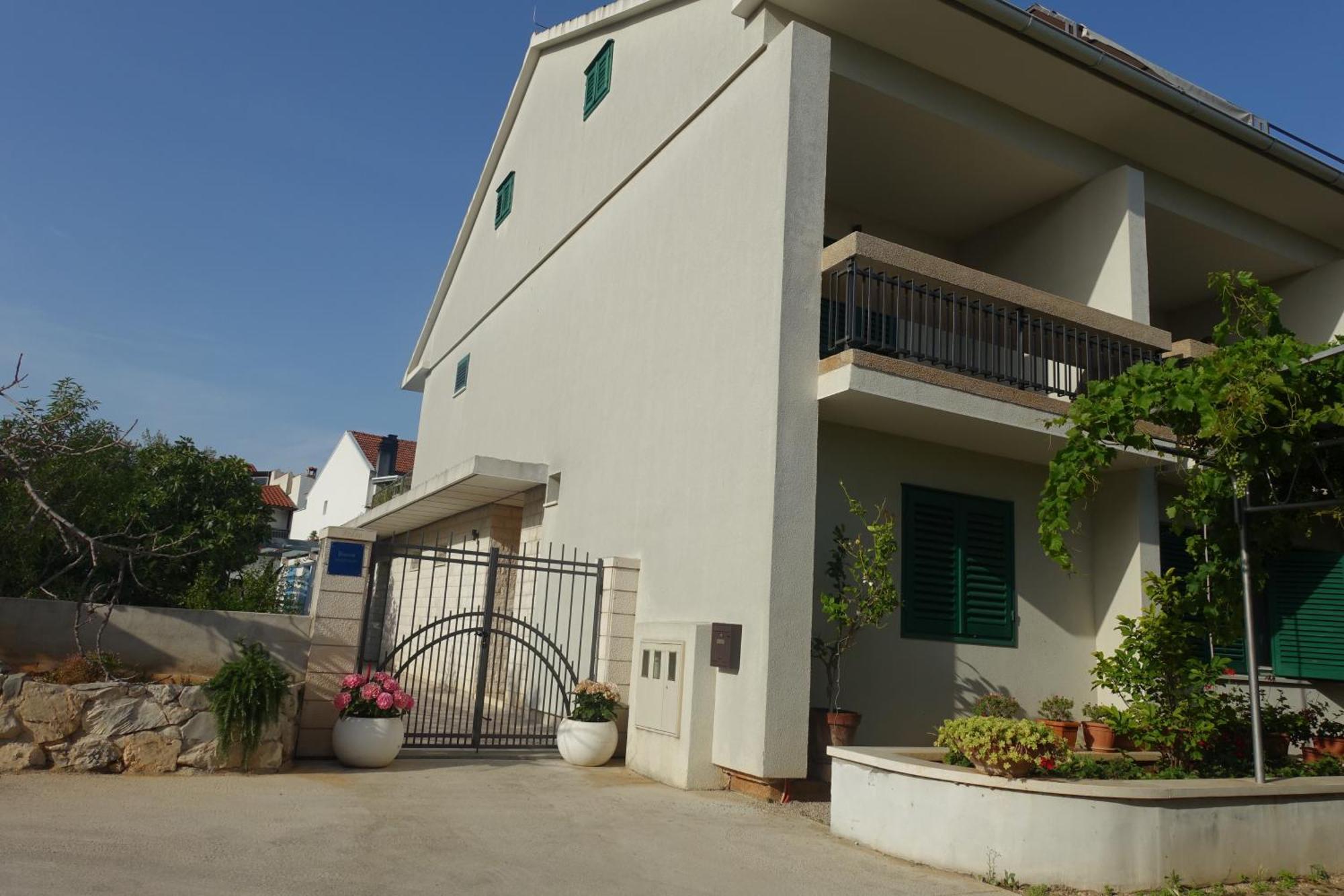 Apartment Tonka Vodice Eksteriør billede